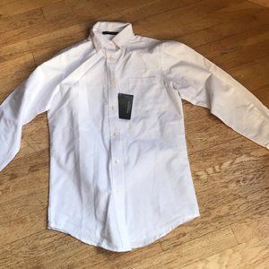 Ladies wrinkle freee button down shirt